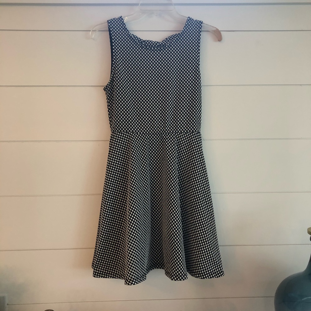 🏝Black and white dress